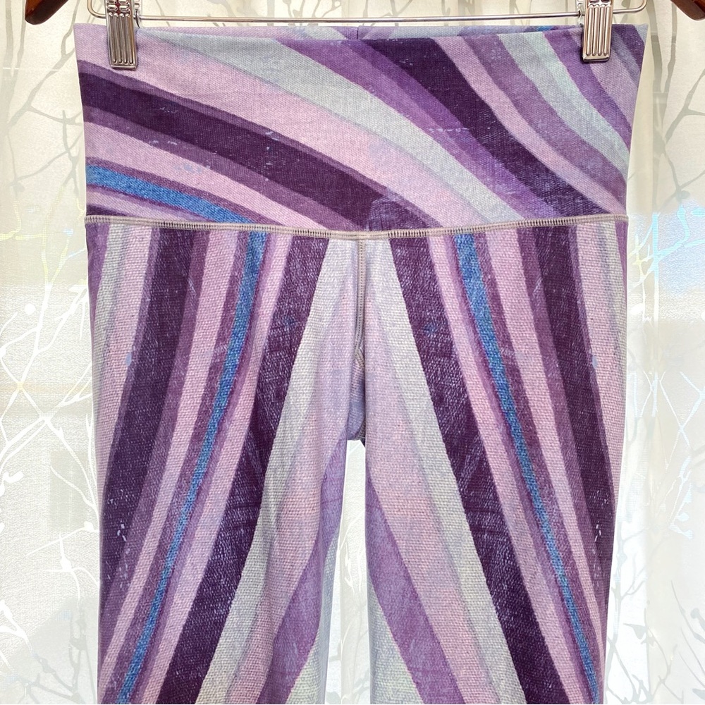 NIYAMA SOL purple blue stripe print high waisted endless leggings - Picture 2 of 9